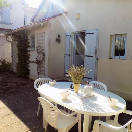 Villa - Charmante Maison - Hyper Centre - Tres Proche Ronce-les-Bains